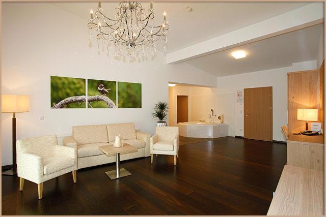 Relax- & Wanderhotel Poppengut Хинтерстодер Экстерьер фото