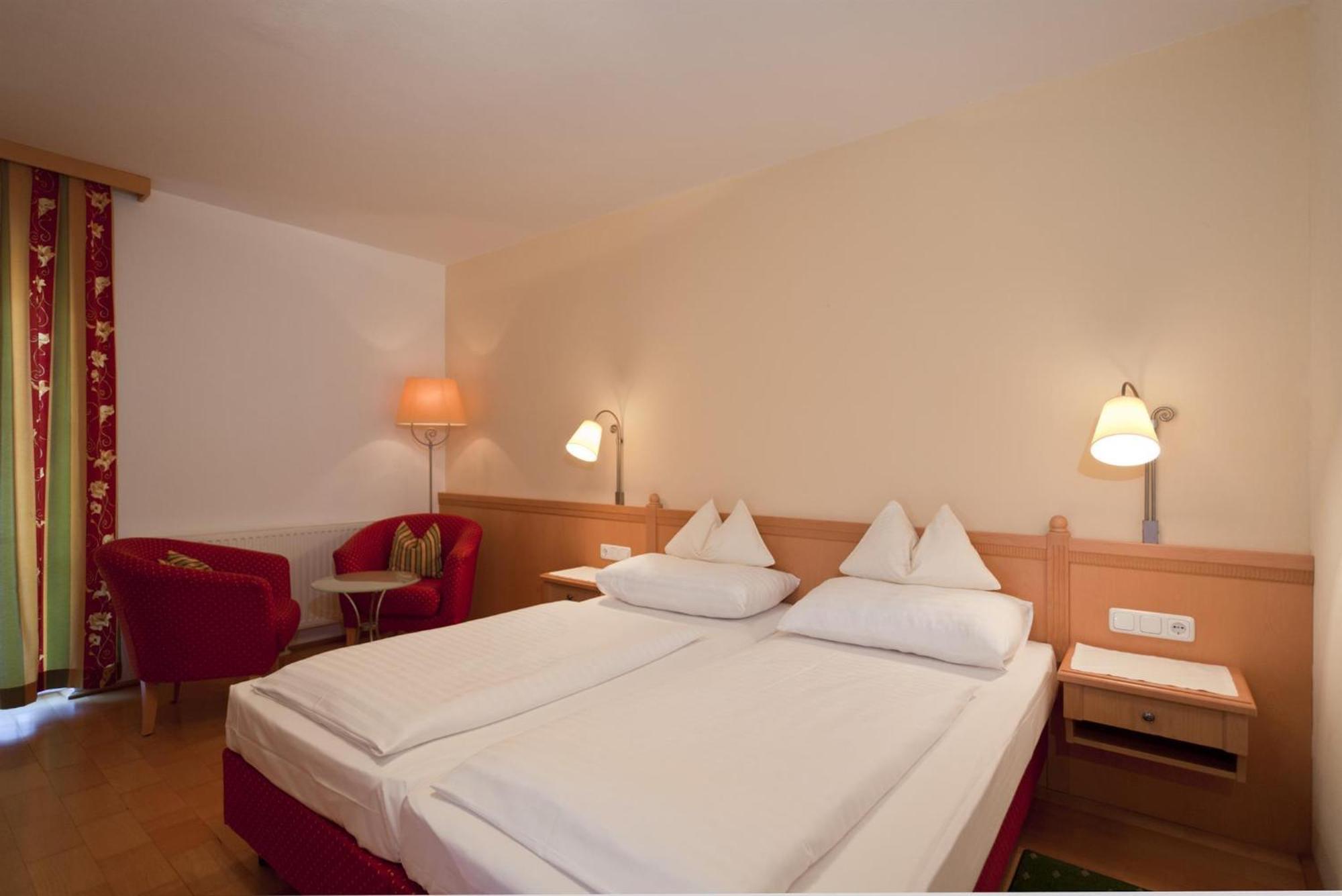 Relax- & Wanderhotel Poppengut Хинтерстодер Экстерьер фото