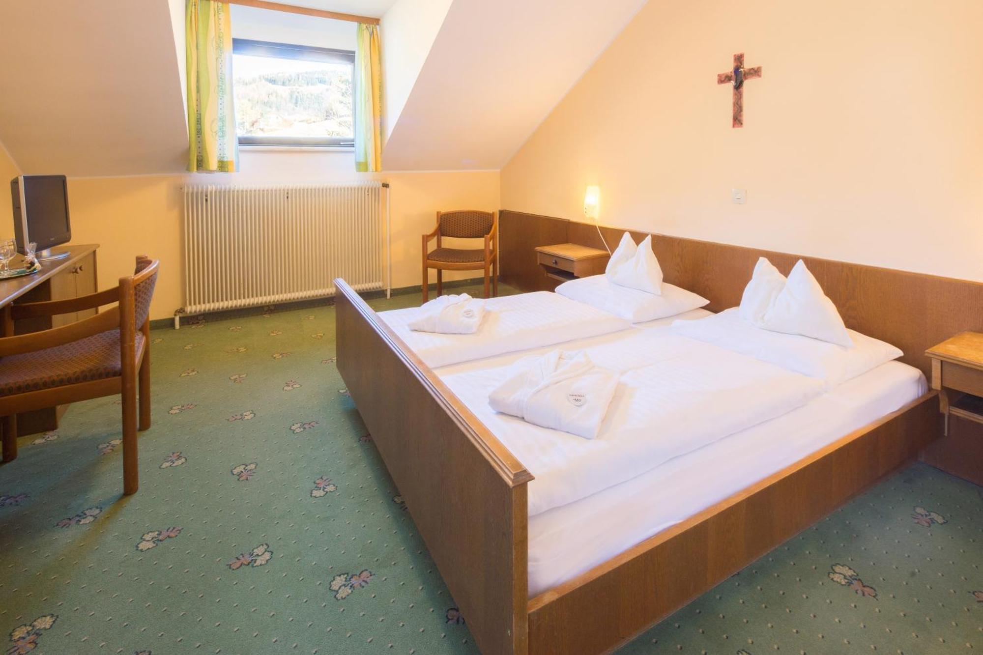 Relax- & Wanderhotel Poppengut Хинтерстодер Номер фото